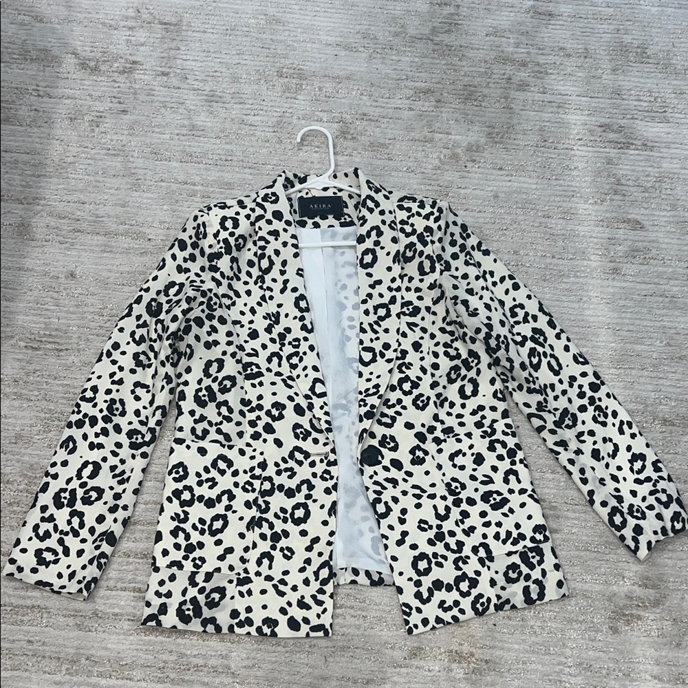 Black and White Leopard Blazer
